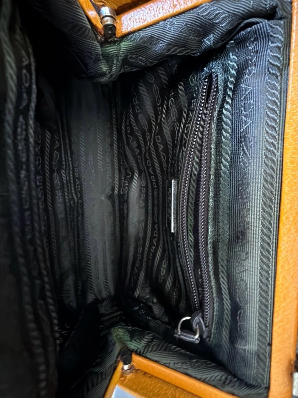 PRADA Cerniera Frame Doctor Bag - Picture 5 of 5